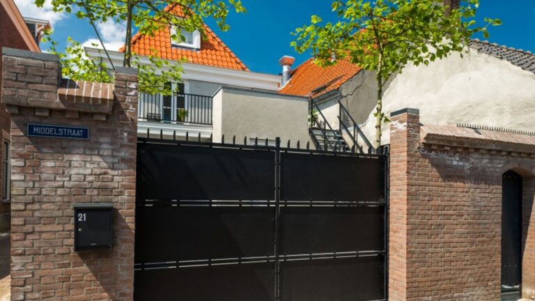 Monumentale woning in Ravenstein