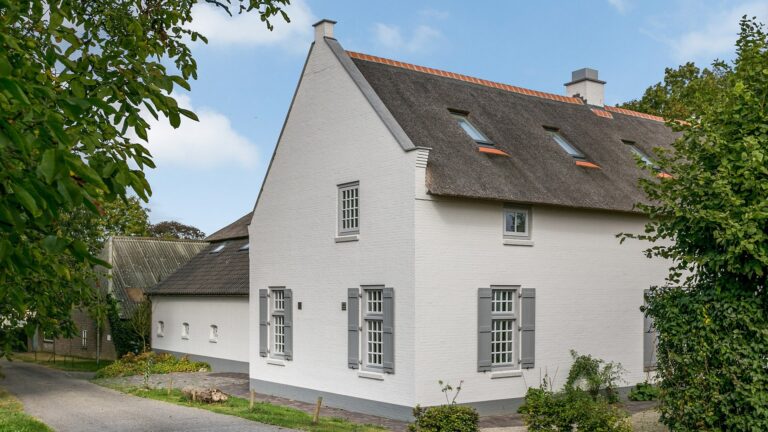 Woonboederij in Overlangel