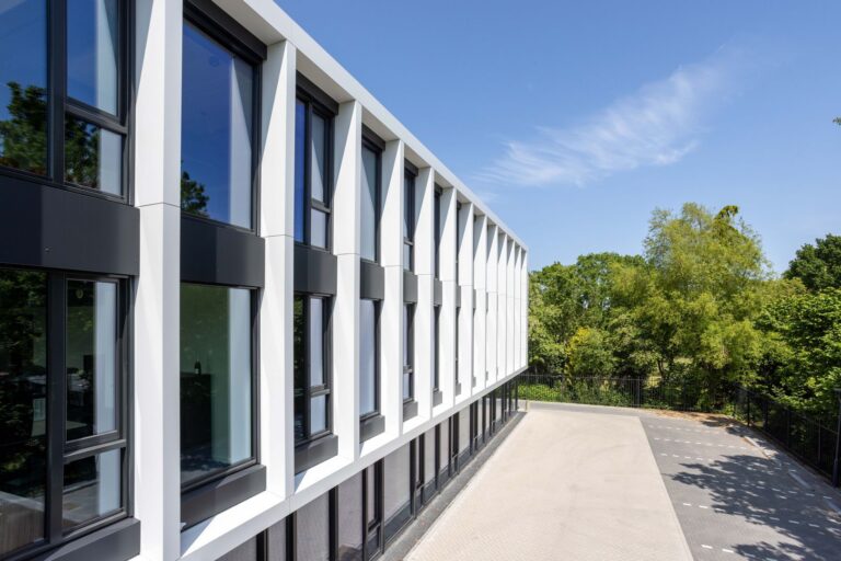 Eigentijds kantoor in Schaijk